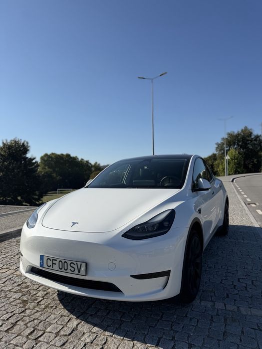 Tesla Model Y 12/2023 (Como novo) IVA DEDUTIVEL