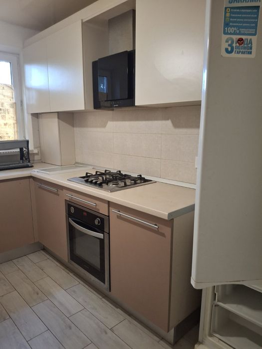 Сдаётся 2х ком-я квартира на ул. Небесной сотни 43