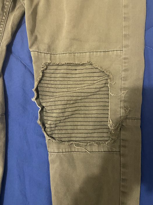 calças rasgadas de ganga homem cor verde tamanho M ( Portes gratis)