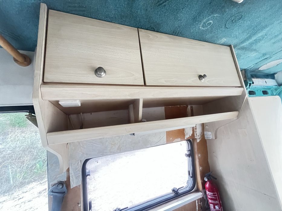 Autocaravana para colocar em espaco privado