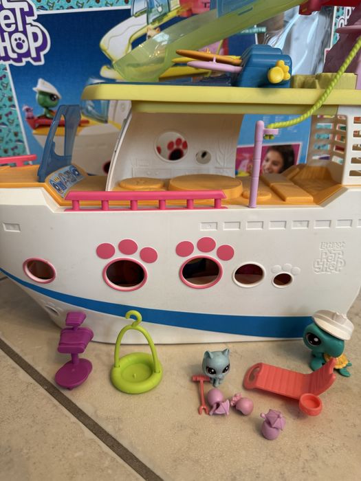 Littlest Pet Shop Statek piratów Lps