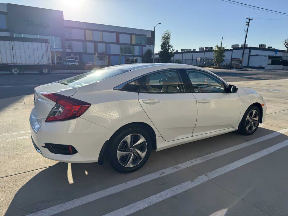Honda Civic LX      2019