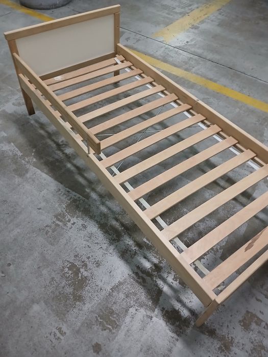 Cama criança 1m75x 0.75