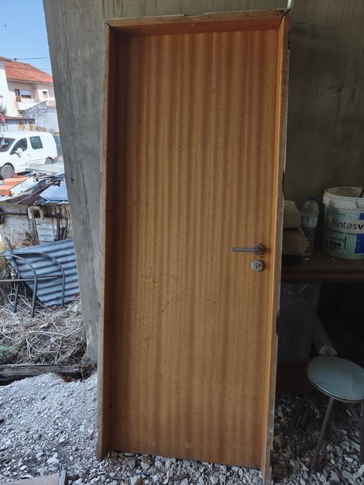 Portas interiores com puxadores