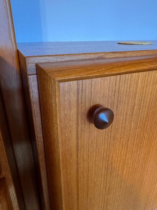 Skandynawska mebloscianka tekowa Stan bdb