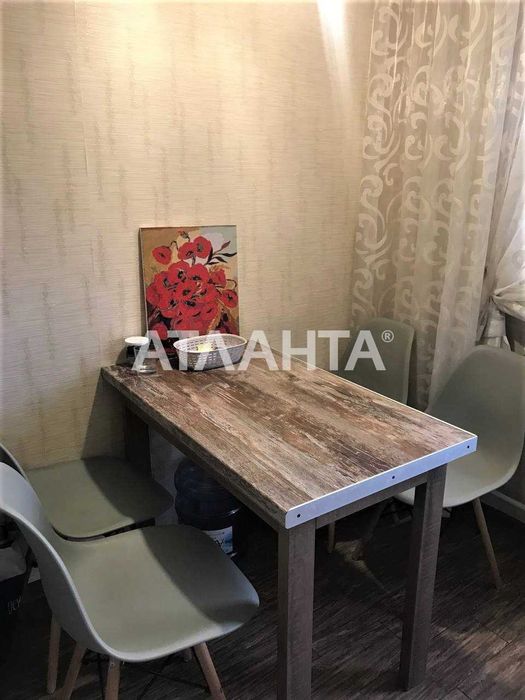 2х комнатная квартира с капитальным ремонтом. Всегда есть свет.