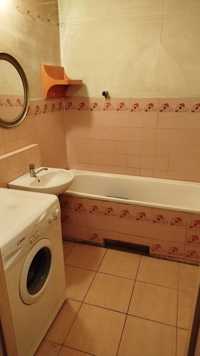 Mieszkanie Os. Zamkowe, 3 pokoje, wysoki parter 63m2, duży balkon, do remontu