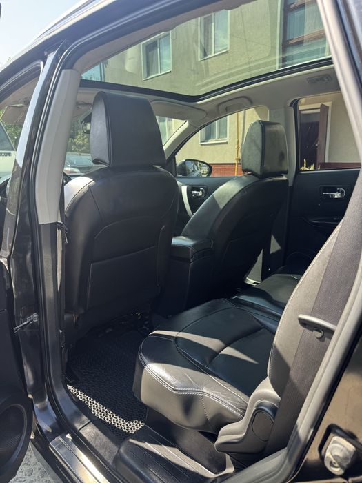 Nissan Qashqai+2