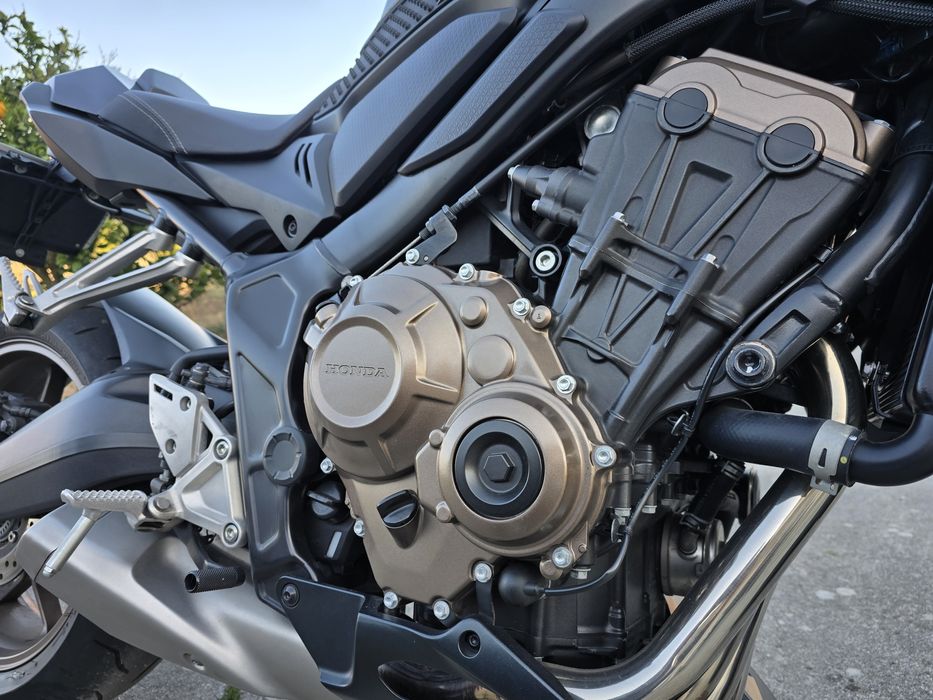 Honda Cb650r 7000mil kms