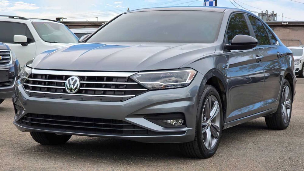 Volkswagen Jetta      2019