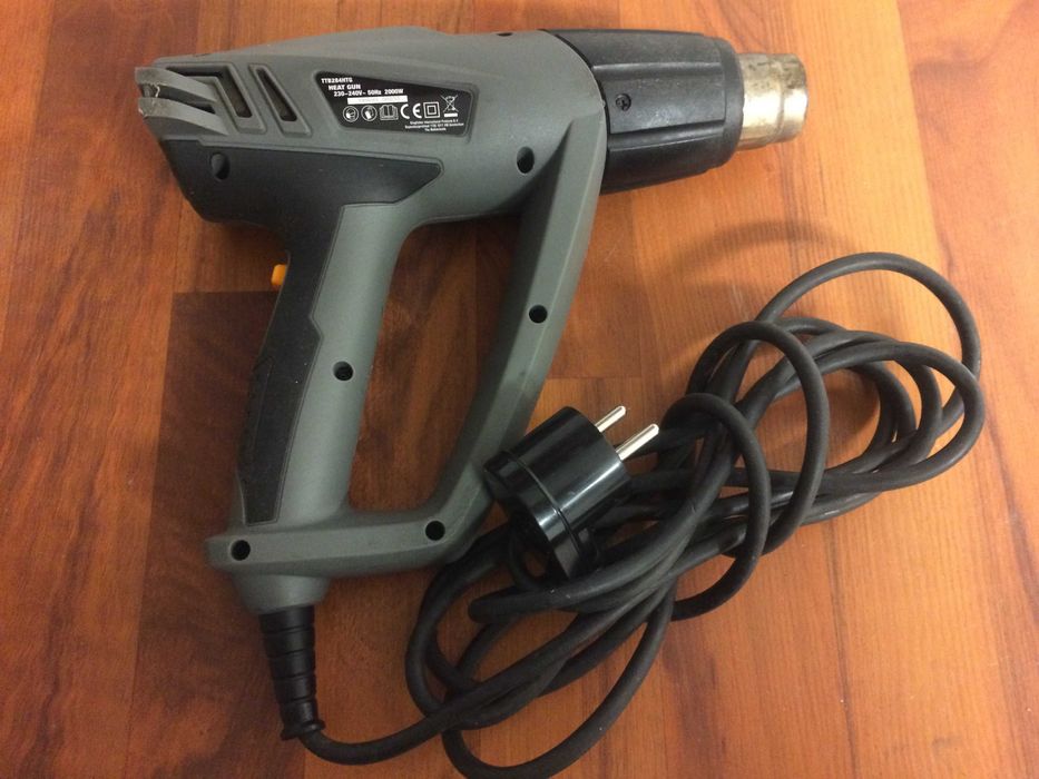 Opalarka Titan - Moc 2000W 3 pozycyjna 240V