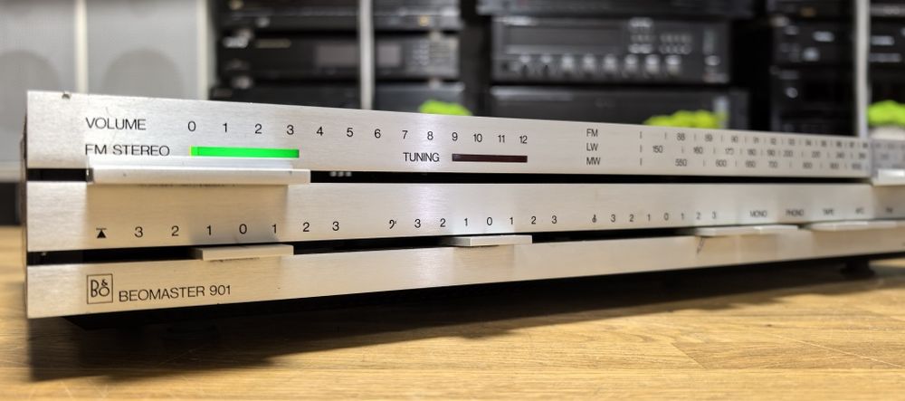 Ресивер Bang Olufsen Beomaster 901