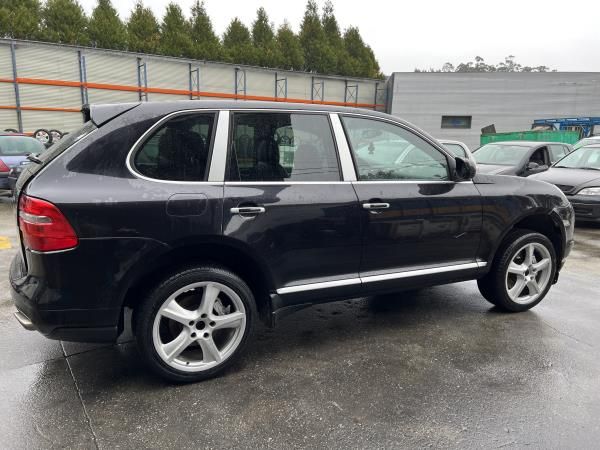 Para peças PORSCHE Cayenne (9PA)