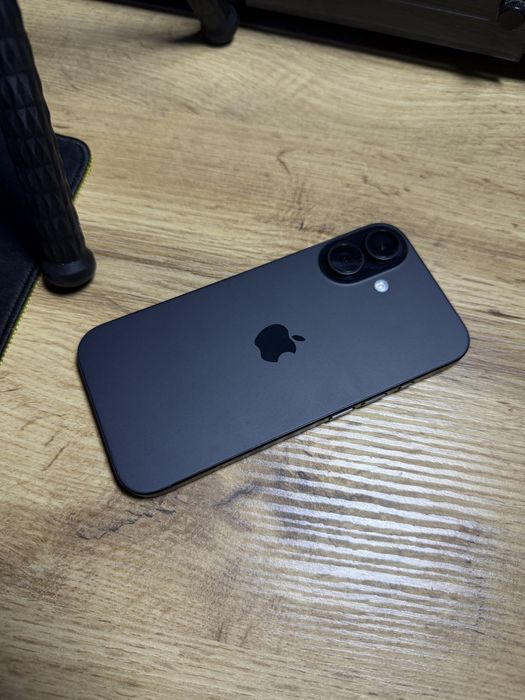 Apple iphone 16 256gb black фіз сімка