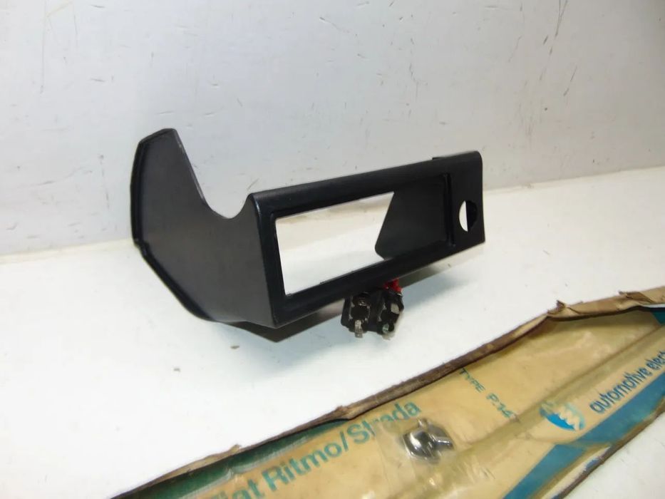 Fiat Ritmo strada antena/Fiat panda caixa