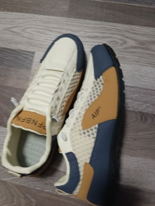 Нові кросівки купляв ще в Чехії