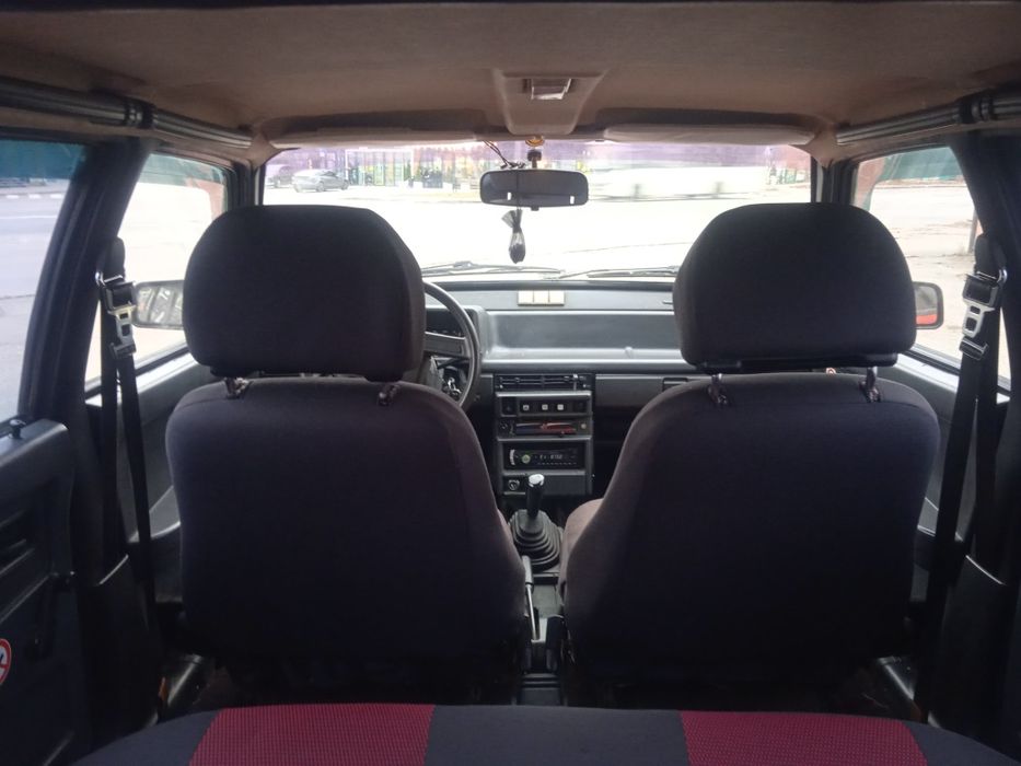 Продам автомобіль . 1997 року 1.3 бензин Один власник.