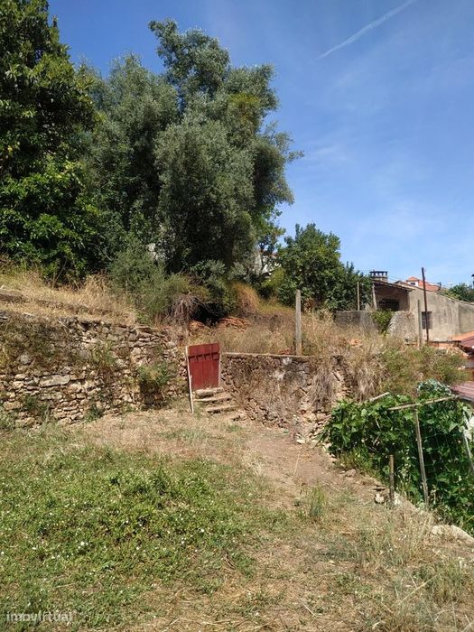 Terreno Urbano em Castelo Viegas