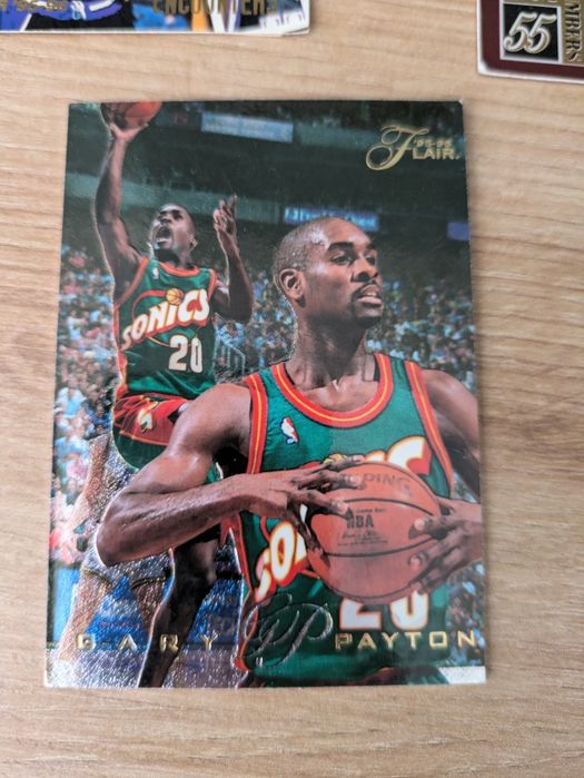 Sprzedam karty NBA lata 90