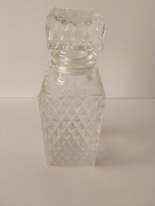 Garrafas, decanter e outros [NEGOCIÁVEL] a partir de