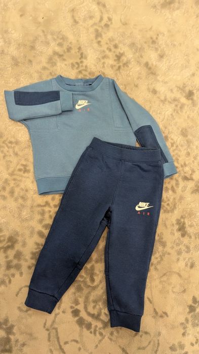 Костюм  Nike  для хлопчика 86-92  см