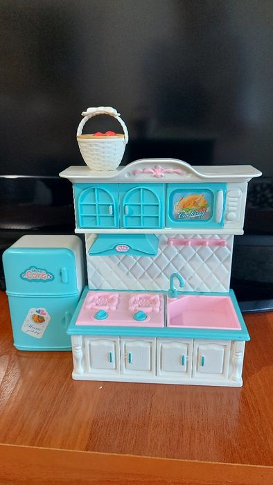 Кухня для кукли барбі