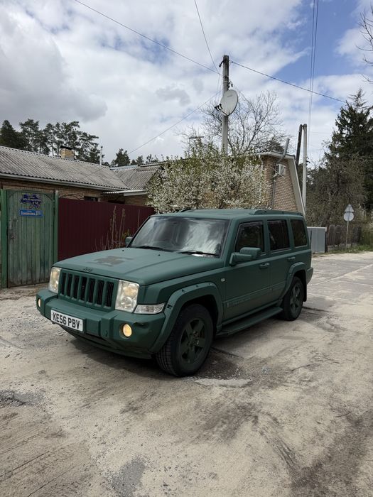 Jeep Commander 3.0 дизель автомат 4*4