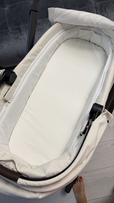 Продаю коляску Cybex Balios S Lux TPE Seashell Beige.
