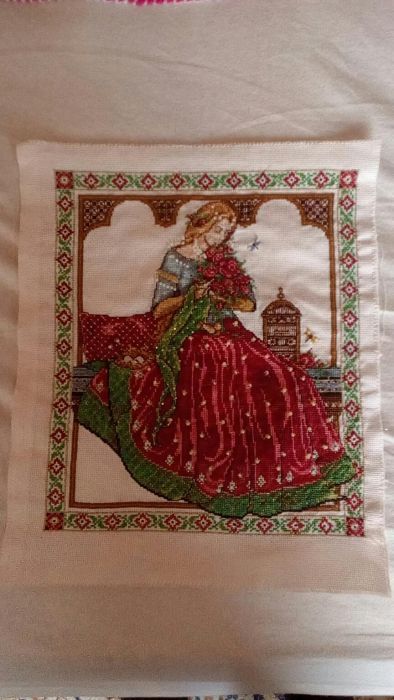 Продам вышитую картину