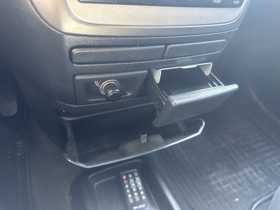 Продам тойота авесис версо