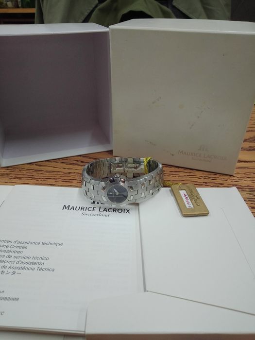 *NOS* Relógio bracelete Maurice Lacroix Intuition 25