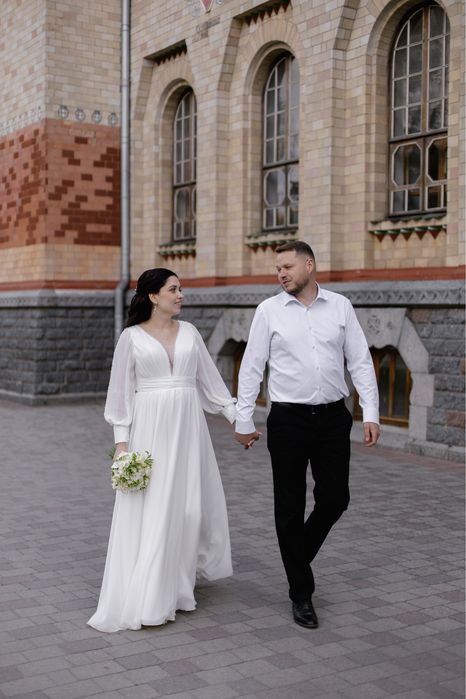 Весільна сукня