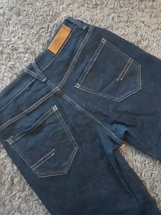 Męskie spodnie jeans Reserved