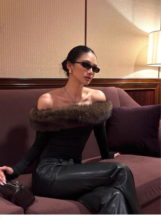 НОВИЙ Лонг з мехом, розмір S