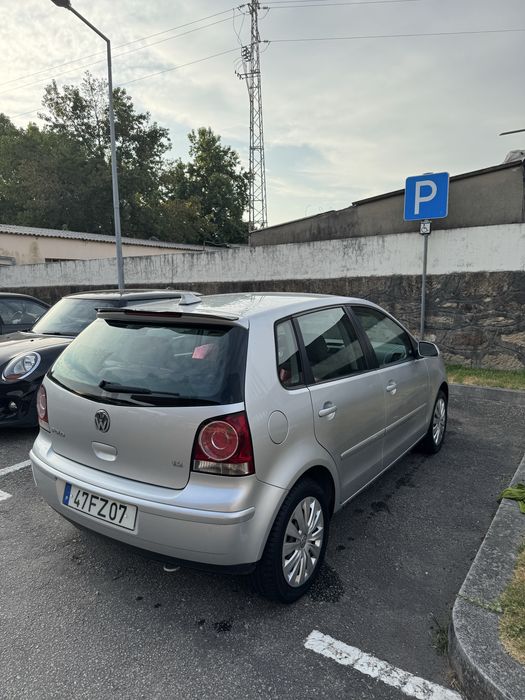 Volkswagen Polo 1.2 Gasolina — 2009