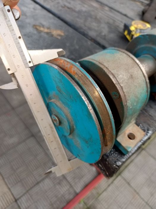 Вал із корпусами