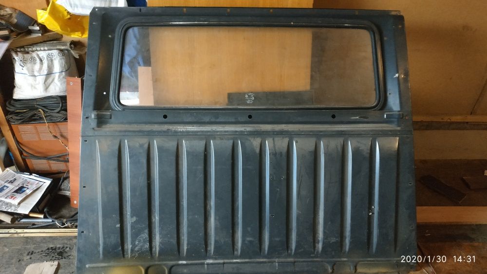 Перегородка в бус