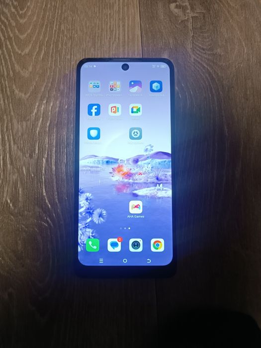Телефон Tecno Spark 20 Pro 8/256GB
