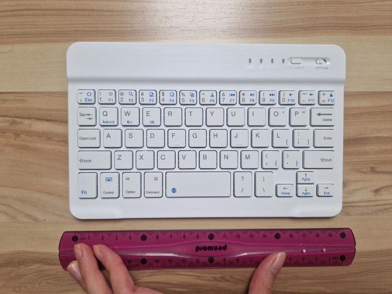 Mała ultralekka klawiatura bezprzewodowa Bluetooth