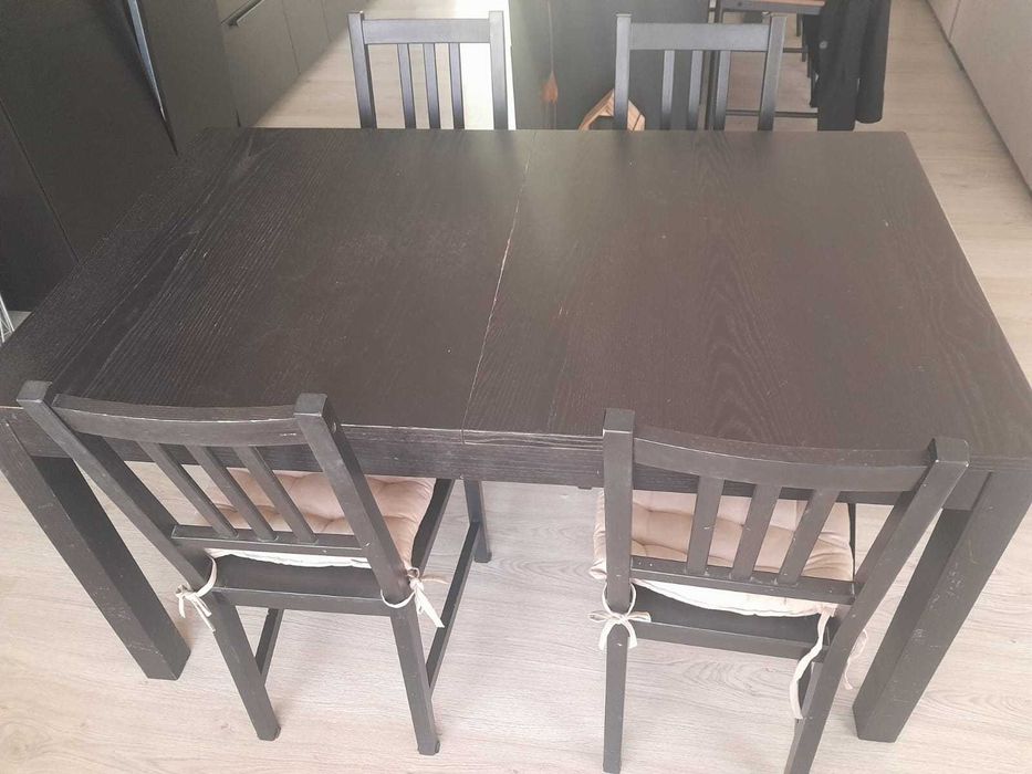 Mesa de Cozinha Extensível + 4 Cadeiras