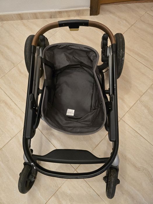 Carrinho de bebe completo + Nex to Me da Bebe comfort como novo