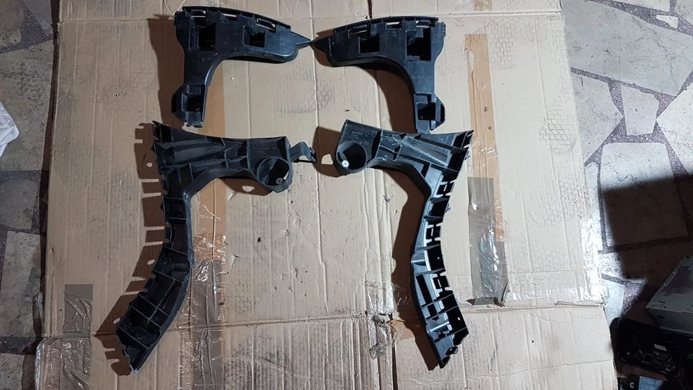 volvo xc60 rok 2012 tylne ślizgi prawy lewy zderzaka 30763440 3138348