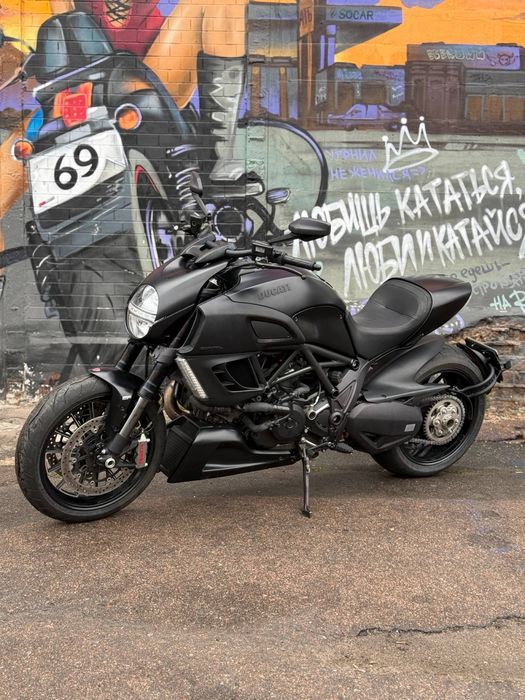 Мотоцикл Ducati Diavel 1200 2014 рік