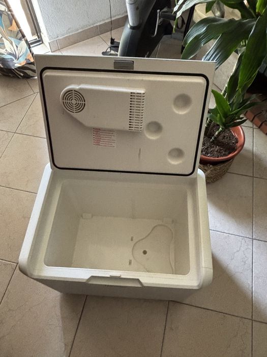 Geleira Elétrica NORAUTO 12/230V (40L)