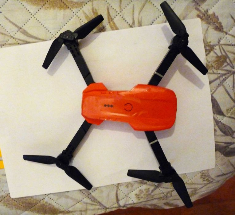 Drone Facegle E99 Pro (com 3 baterias e acessórios)