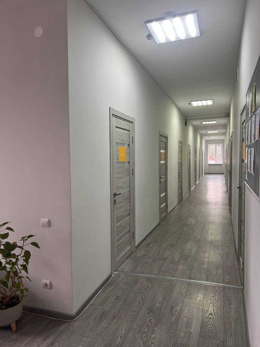 Продаж приміщення Брюховичі окрема будівля Без Комісії