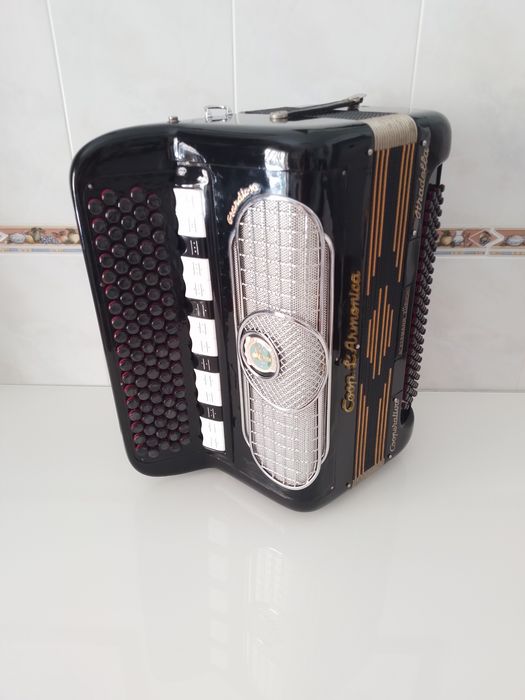 Acordeon/Acordeão     Coop. L' Armonica