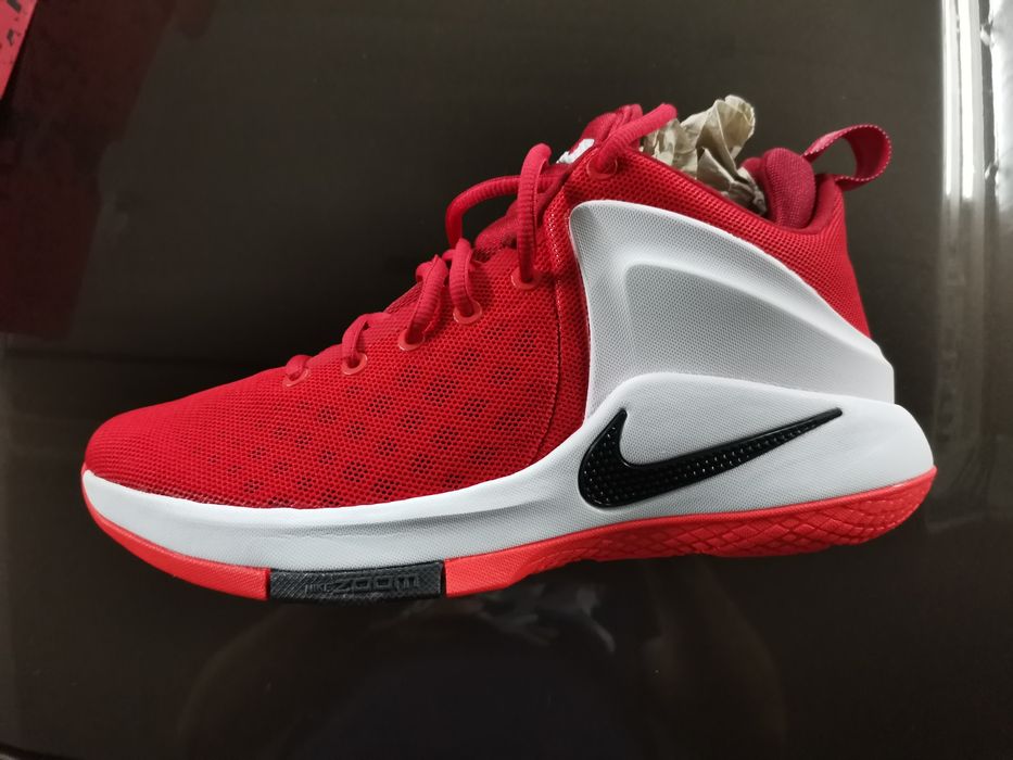 Sapatilhas Nike Zoom Witness - NOVAS