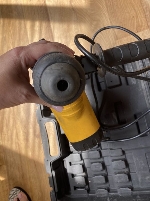 Перфоратор профессиональный DeWalt D25601K