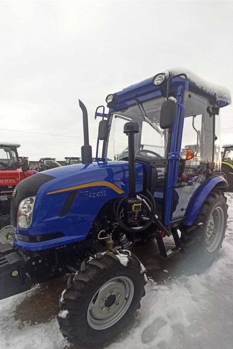 Трактор Донгфенг 404G2 реверс+каб, примусова гідравліка